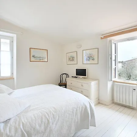 Maison De Charme Avec Cour Et Jardin Au Coeur Du Village - Fr-1-434-115 Vakantiehuis Les Portes-en-Re